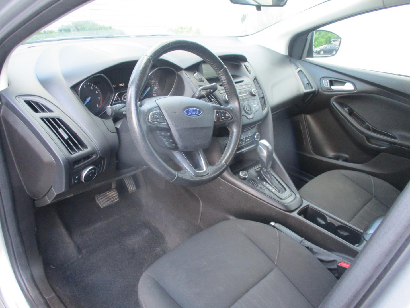 2016 SILVER Ford Focus (1FADP3F25GL) , AUTOMATIC transmission, located at 540a Delsea Drive, Sewell, NJ, 08080, (856) 589-6888, 39.752560, -75.111206 - Photo#14